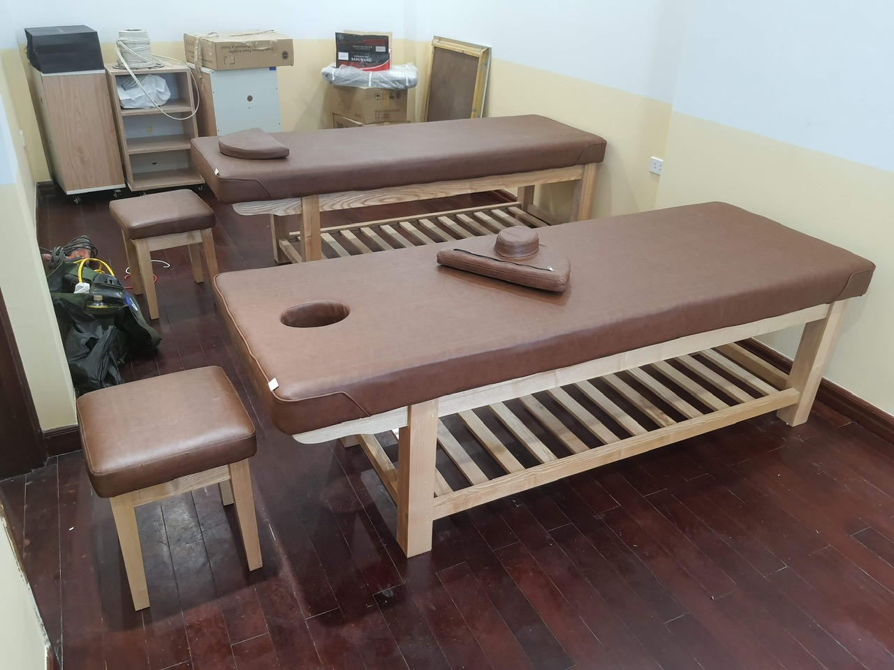 5 Giường massage khung gỗ giá rẻ dành cho cơ sở massage body