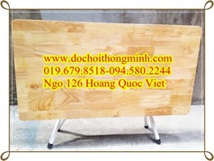 Thanh lí bàn trẻ em bằng gỗ cao su nguyên chất,bàn mặt gỗ chân sắt gập được 