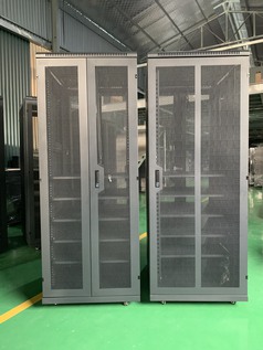 Tủ rack , tủ mạng 42U D600 giá rẻ nhất Hà Nội 