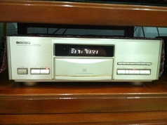 Bán CD đầu bảng Pioneer T-09 