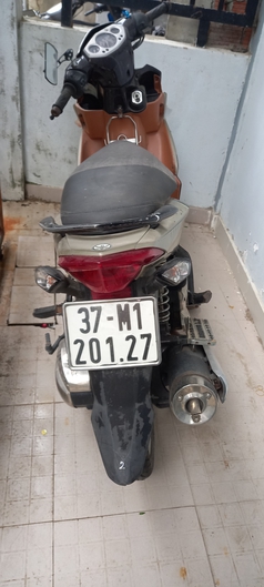 Nhà dư xe cần bán nhanh Nouvo Lx 2012 giá tốt 