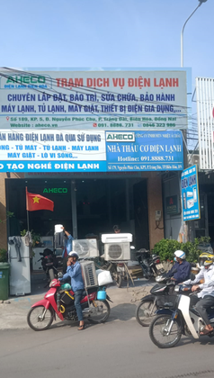 Biên Hòa thanh lý tủ đông suốt 560lit SANAKY còn mới 