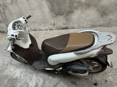 Bán xe máy Honda sh mode 125 đời 2017 màu vàng nâu 