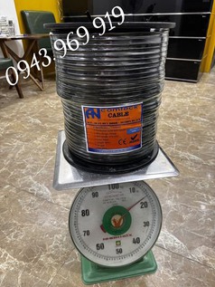 Cáp mạng Cat6 ngoài trời UTP có dây gia cường chịu lực. 