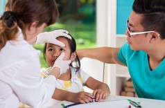 Bảo Vệ Mắt Cho Trẻ Nhỏ   7 Cách Đơn Giản Nhưng Hiệu Quả Bố Mẹ Nên Biết 