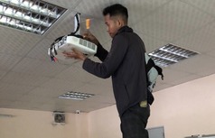 Thợ lắp máy chiếu Hà Nội dịch vụ chuyên nghiệp 