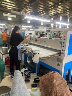 Xưởng sx giày Quốc Định lấy từ 5 đôi vẫn giá sỉ 