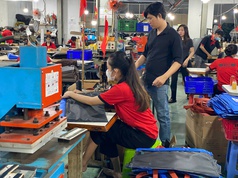 XƯỞNG SẢN XUẤT UY TÍN   bạn muốn tìm nguồn hàng giá tốt để kinh doanh 