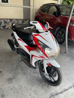 Bán Hoặc GL Xe Honda ABLED Trắng 2012    Giá 10tr5 