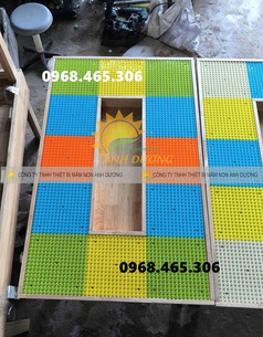 Bàn lego trẻ em, bàn xếp lego cho bé bằng gỗ 