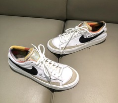 Đôi Nike chính hãng size 42 made Indo còn khá OK 