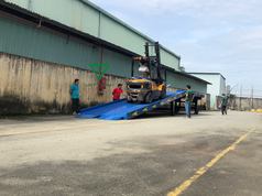 Cầu Dẫn Container Thép Xanh 10 Tấn 