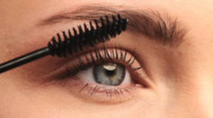 Mascara uốn cong mi 