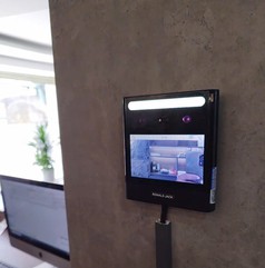 Lắp đặt máy chấm công bằng khuôn mặt tại Đồng Nai 