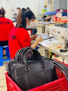 Nhập sỉ đồ da giá tận xưởng   Mẫu dễ bán có VAT 