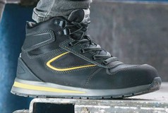 So sánh giày bảo hộ đế PU và đế cao su 