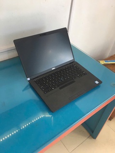 Bán buôn bán lẻ máy xách tay dell 