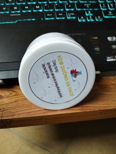 Nhận đặt kem dưỡng trắng da face số lượng sỉ 