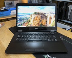 Laptop Dell Latitude E7470 Core i7-6600U Ram 8GB SSD 256GB VGA ON Màn 2k Cảm Ứng Máy Đẹp 