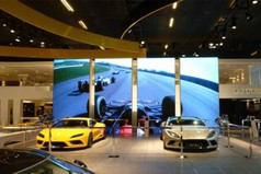Kinh nghiệm chọn màn hình LED cho showroom   Đầu tư đúng để bán hàng hiệu quả hơn 