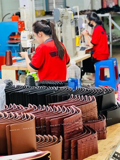 Phụ Kiện Da Thật - Nhóm Hàng Dễ Bán Kèm Cho Shop Thời Trang 