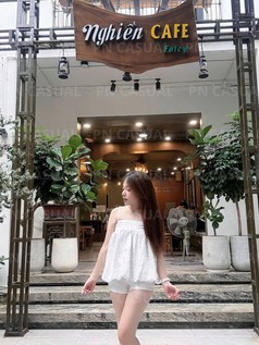 Mẹo Phối Đồ Với Áo Hai Dây Xòe Giúp Nàng Thêm Tự Tin Tỏa Sáng 