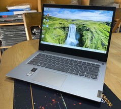 Laptop Lenovo Ideapad 3 Core i3-1005G1 Ram 8GB SSD 256GB VGA ON Màn 14 Inch Full HD Máy Đẹp 