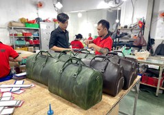 Nhận Gia Công Túi, Ví Da Thật - Hỗ Trợ Lên Mẫu Duyệt Và Sản Xuất Hàng Loạt 