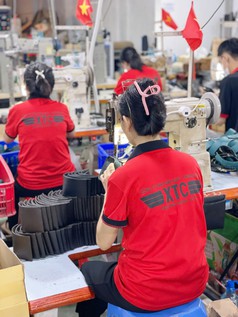 Tìm xưởng sản xuất ví da nhận đơn cho đại lý và nhà phân phối 