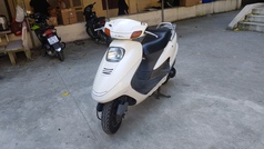 Bán xe HONDA spacy 125cc nhập khẩu, màu trắng, đời chót, nguyên bản. M 