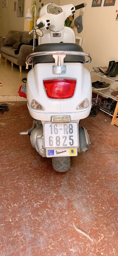 Bán vespa lx 125 trắng chính chủ 