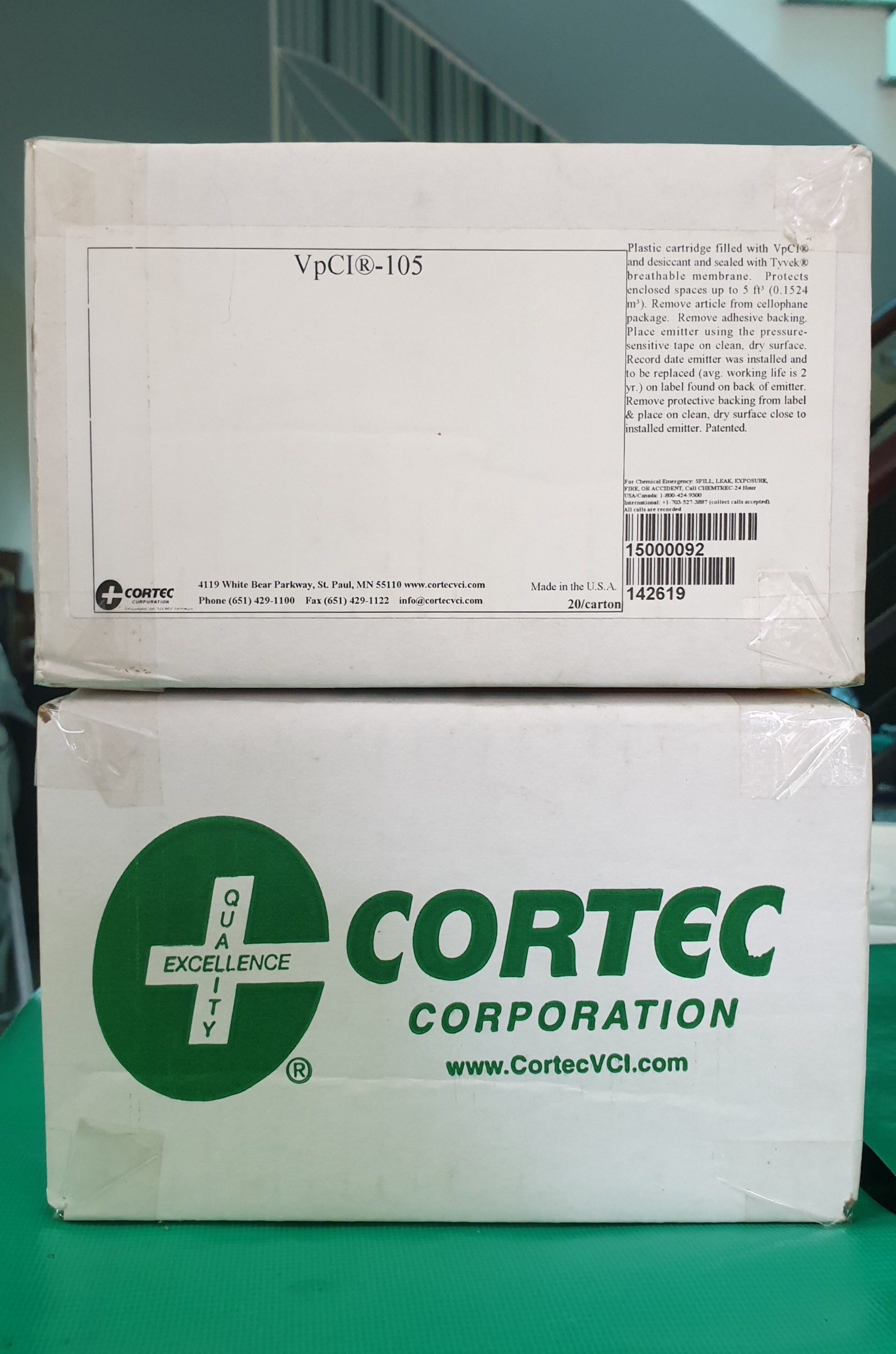 3 VpCI-105 Emitter -Thiết bị phát hơi chống ăn mòn cho thiết bị điện/ điện tử, Cortec VpCI-111