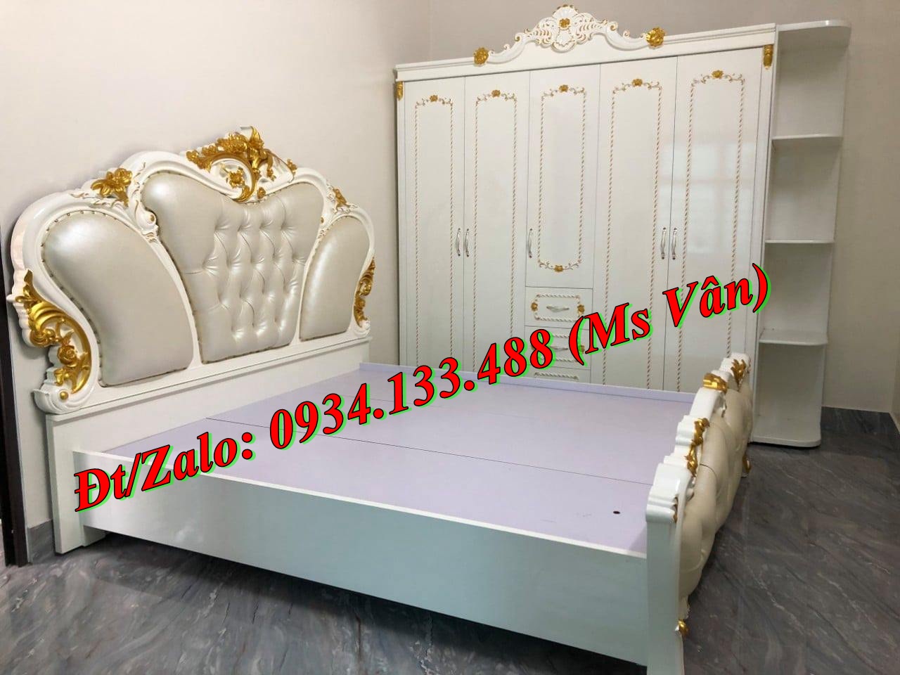 13 Điểm danh những mẫu giường ngủ tân cổ điển rẻ đẹp nhất hiện nay