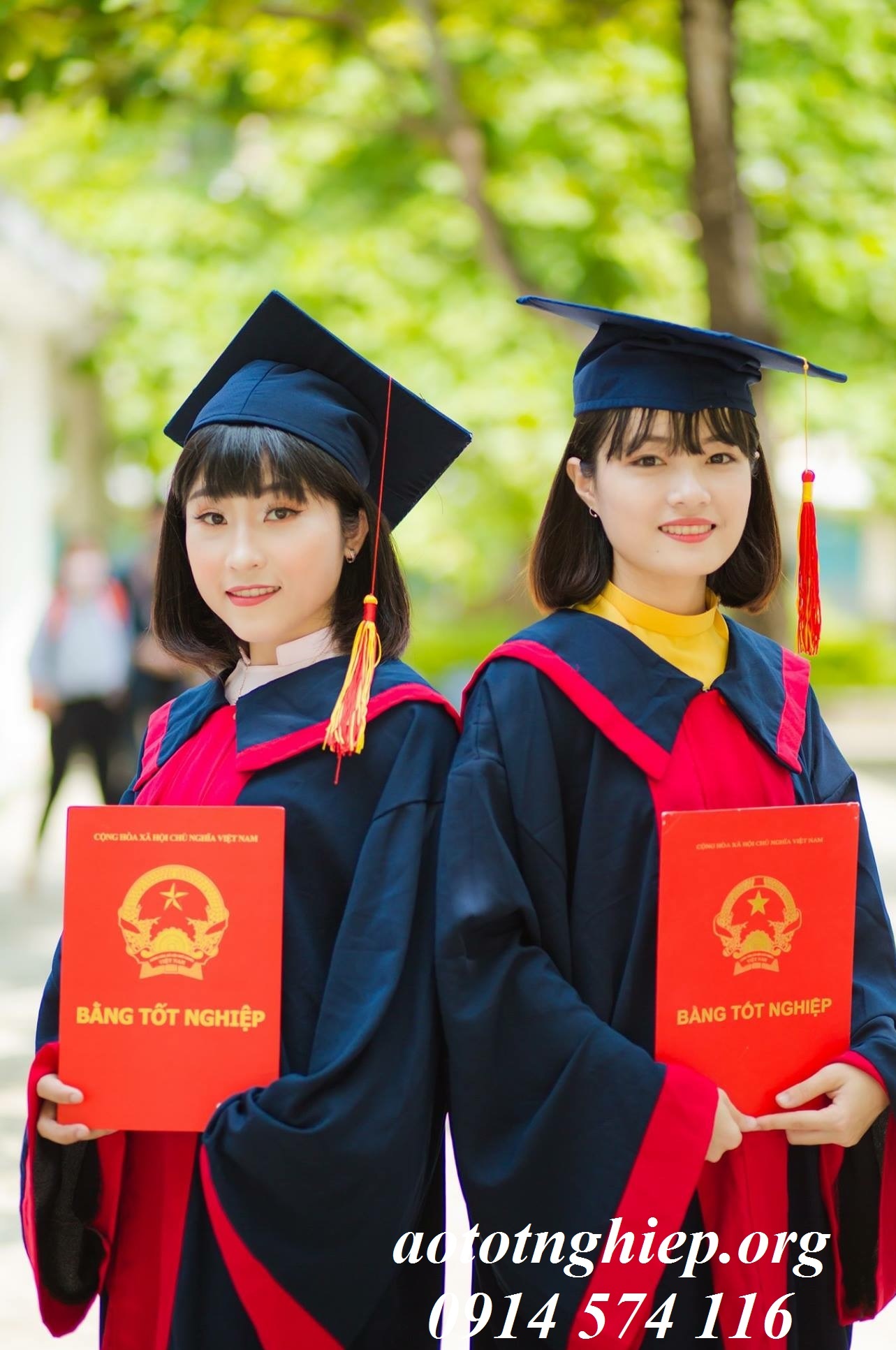 1 Aó tốt nghiệp áo cử nhân ra trường 1 Aó tốt nghiệp áo cử nhân ra trường