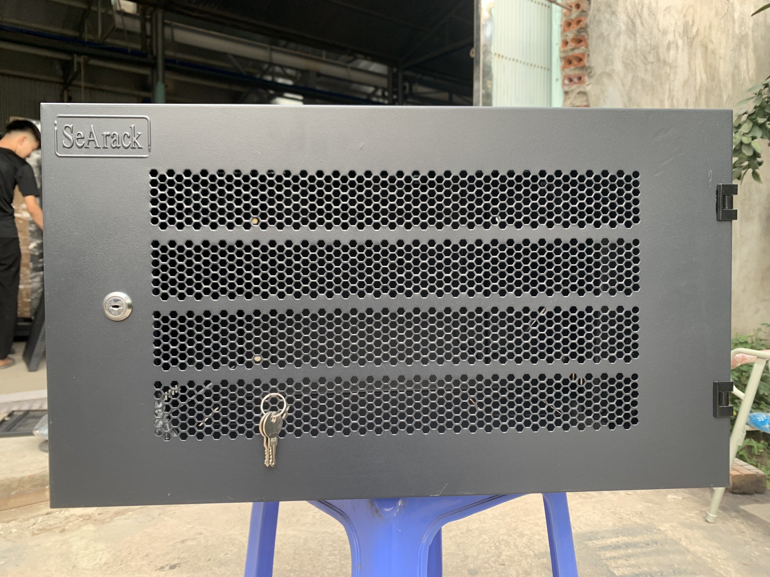 2 Tủ rack , tủ mạng 6U D400 giá rẻ nhất Hà Nội