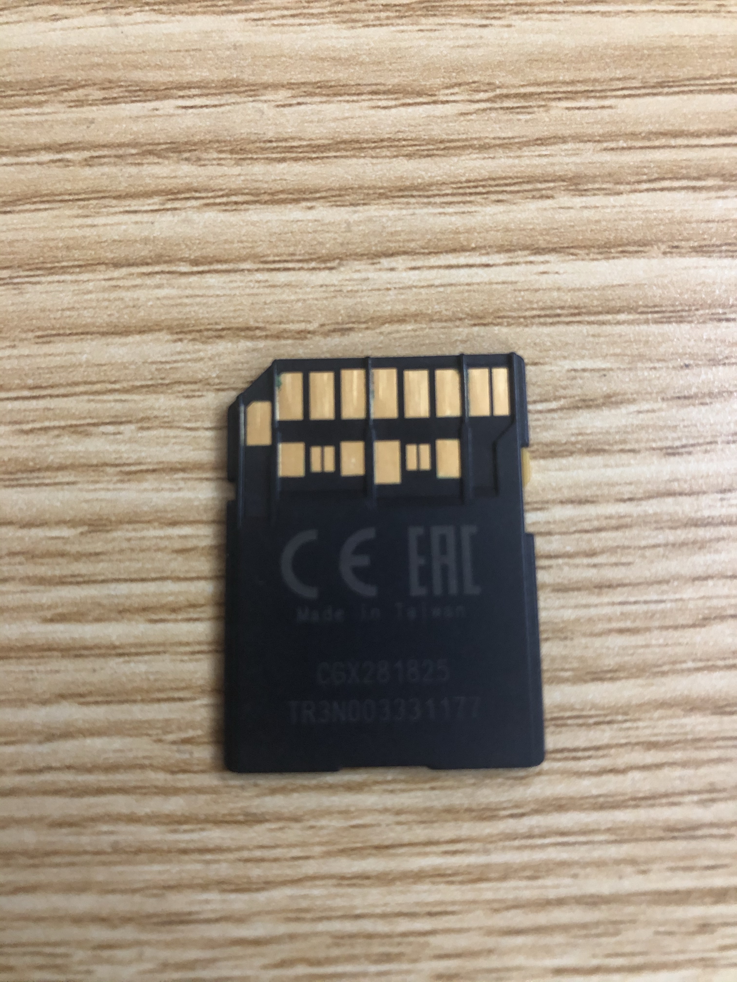 3 Bán thẻ SDXC Sony 128gb và 2 thẻ Compact flash 64gb và 256gb