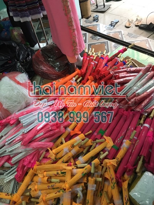 18 Bán hoa múa cầm tay sẵn đủ màu