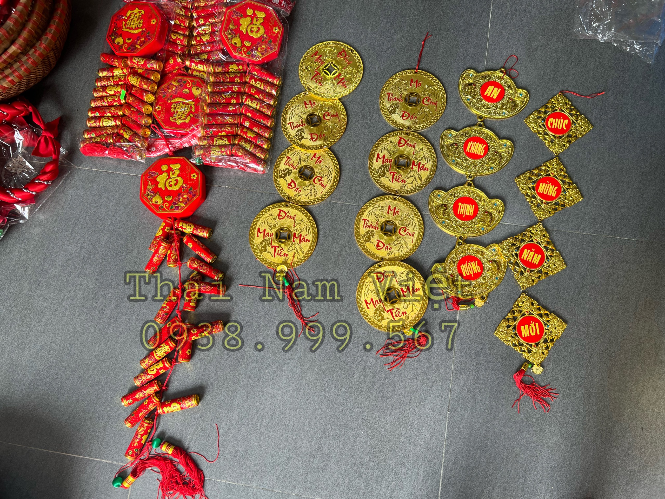 13 Bán hoa múa cầm tay sẵn đủ màu