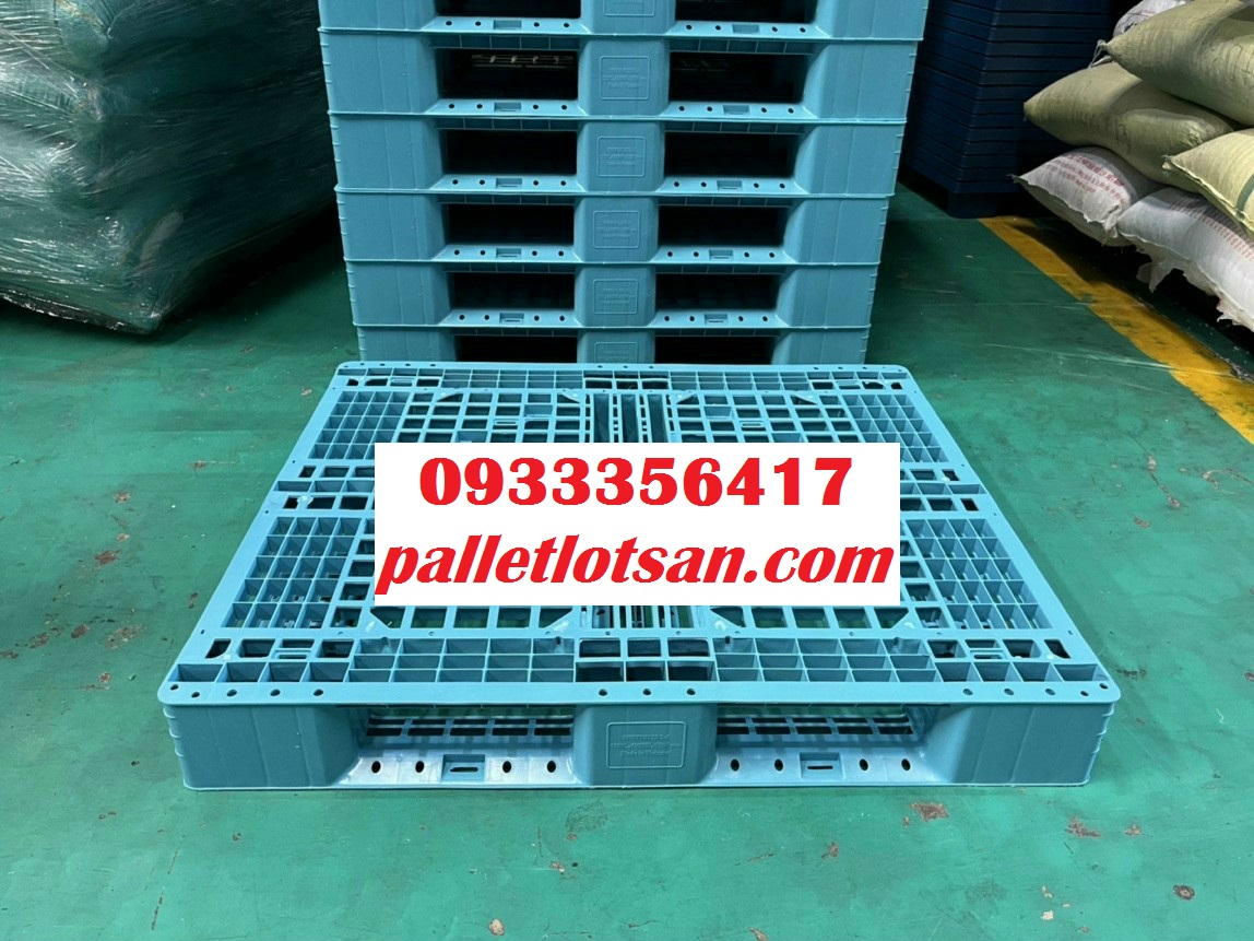 4 Pallet nhựa Bình Dương, sale mạnh trong quý I năm 2023