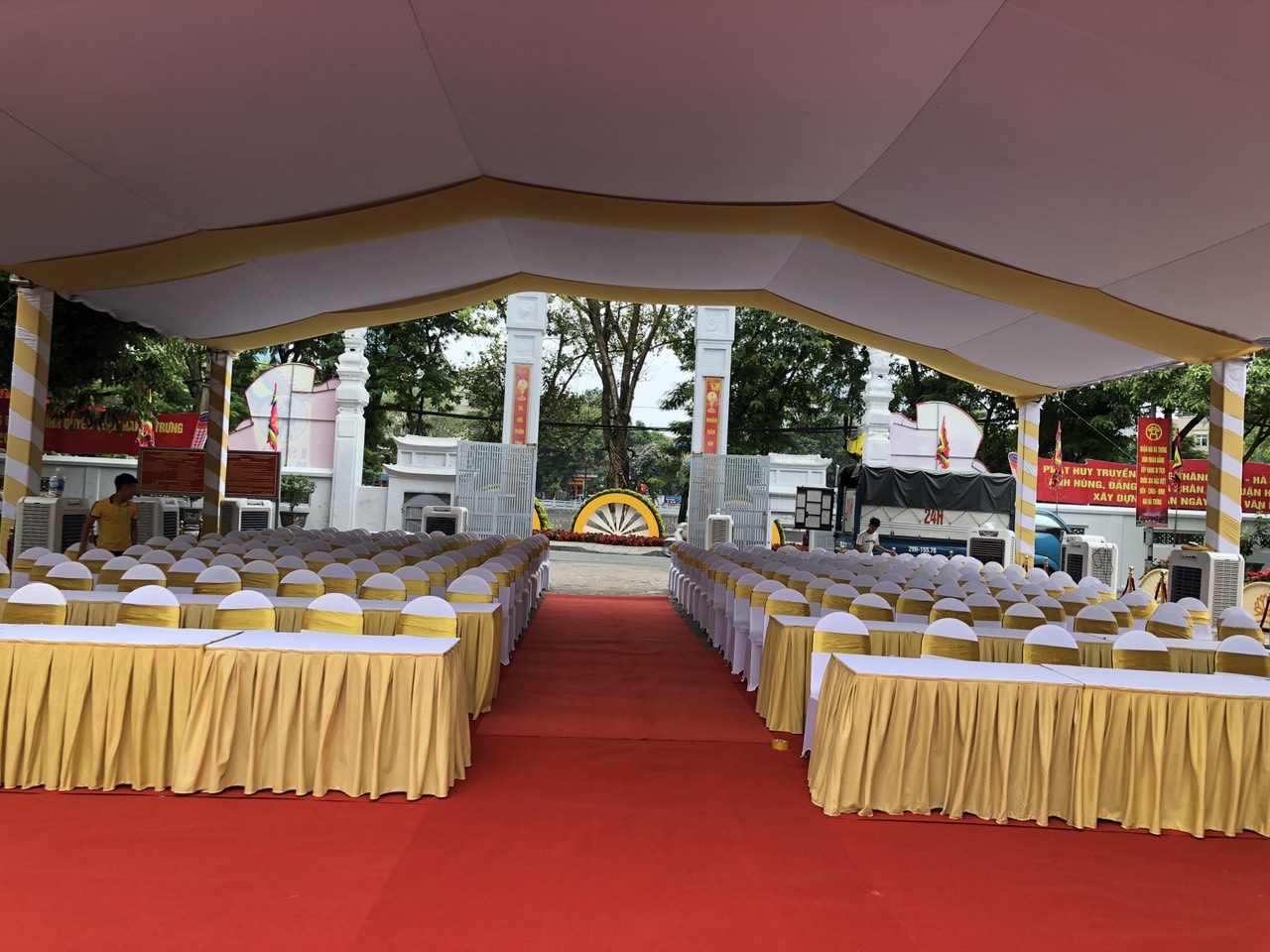 2 Thi công backdrop tại Hà Nội