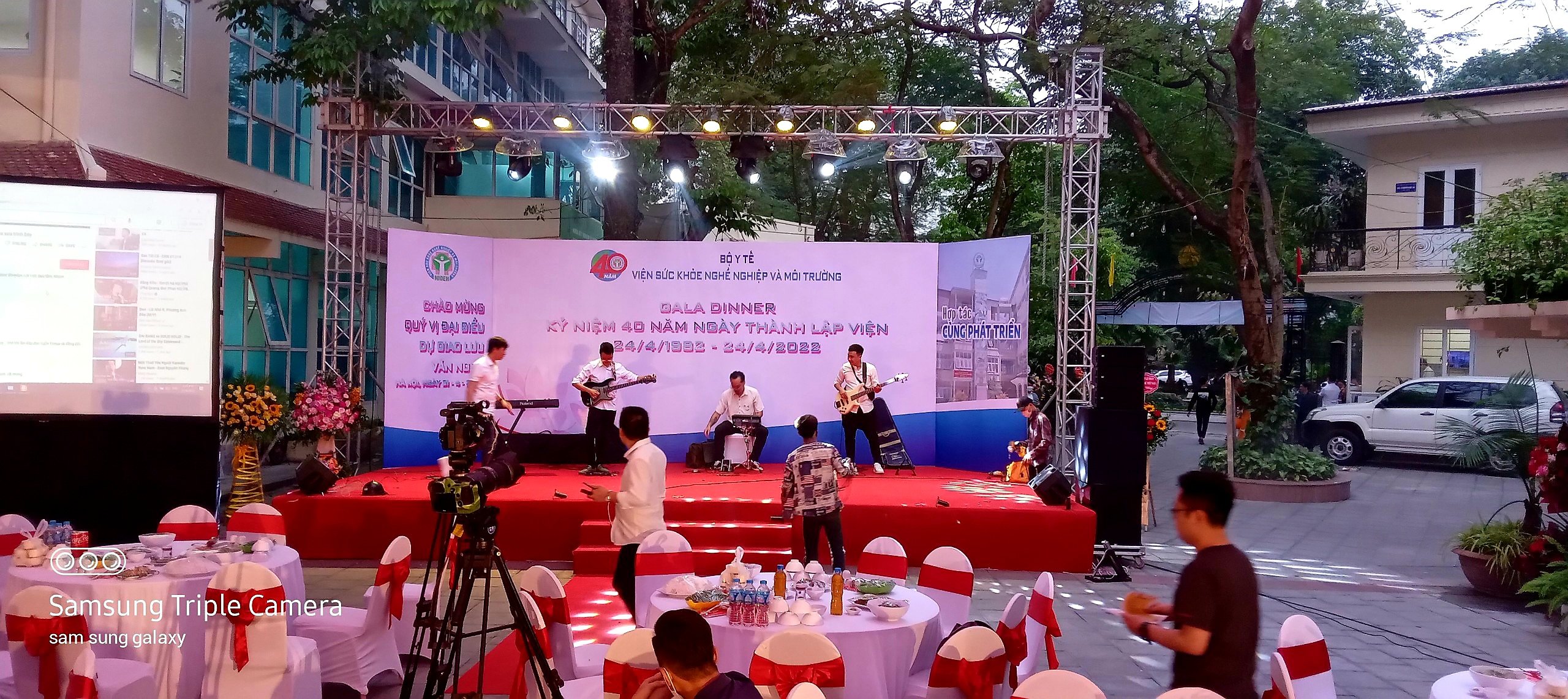 6 Thi công backdrop tại Hà Nội