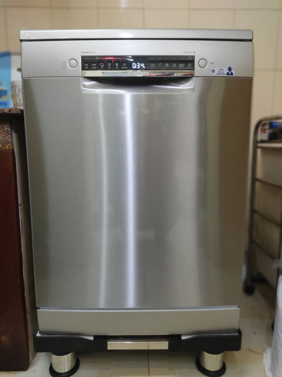 1 Một số dòng máy rửa bát Bosch serie 4 giá cực tốt