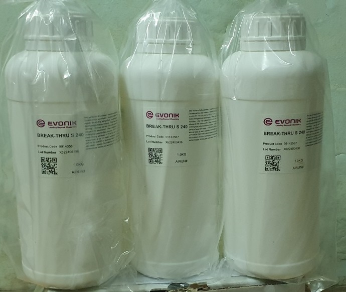 4 Siêu trải bề mặt tăng bám dính phân bón lá và thuốc trừ sâu Break-Thru S 240 từ Đức 4 Siêu trải bề mặt tăng bám dính phân bón lá và thuốc trừ sâu Break-Thru S 240 từ Đức