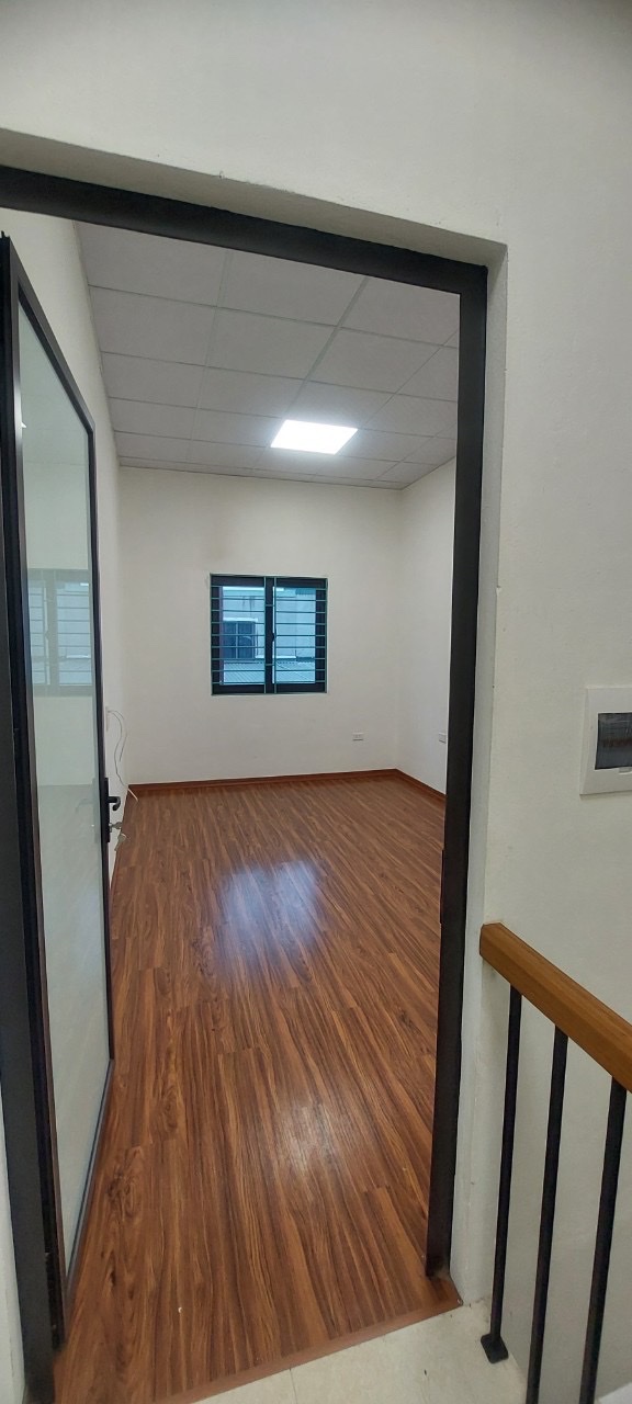 10 Chính chủ cần bán nhà 2 tầng mặt ngõ rộng tại 238 Âu Cơ, Quảng An, Tây Hồ, Hà Nội.