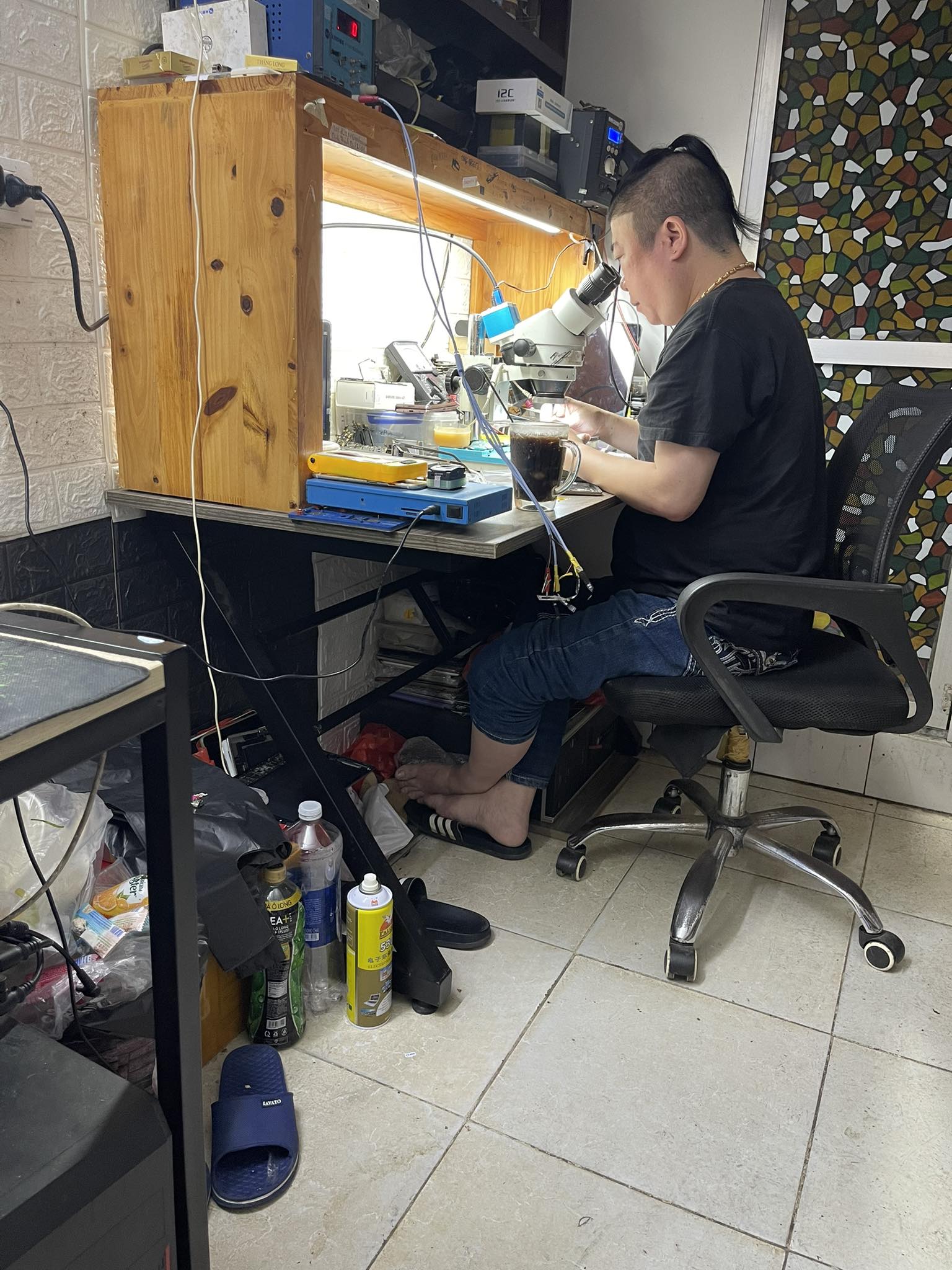 1 Dậy nghề sửa chữa điện thoại tại hà nội 1 Dậy nghề sửa chữa điện thoại tại hà nội