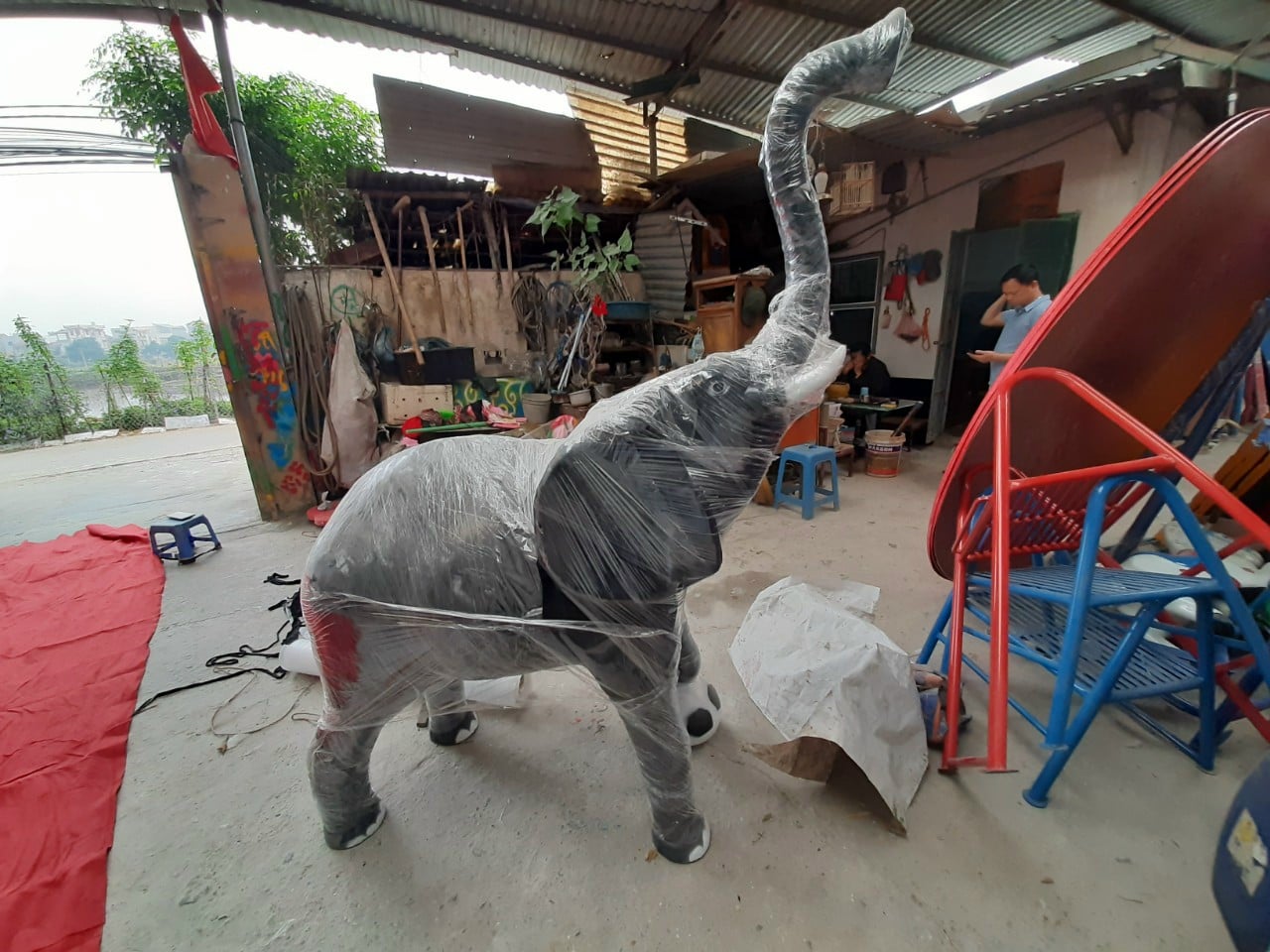 4 Tượng gà trống và gà mái