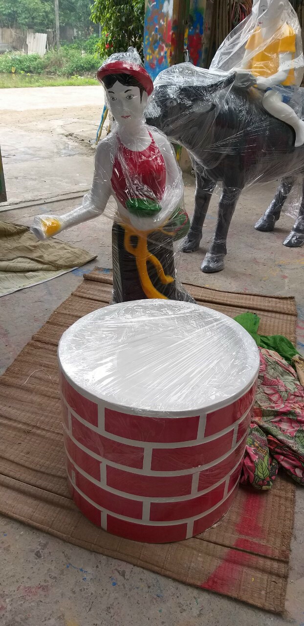 9 Tượng gà trống và gà mái