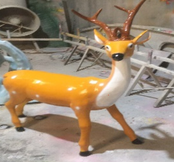 11 Tượng gà trống và gà mái