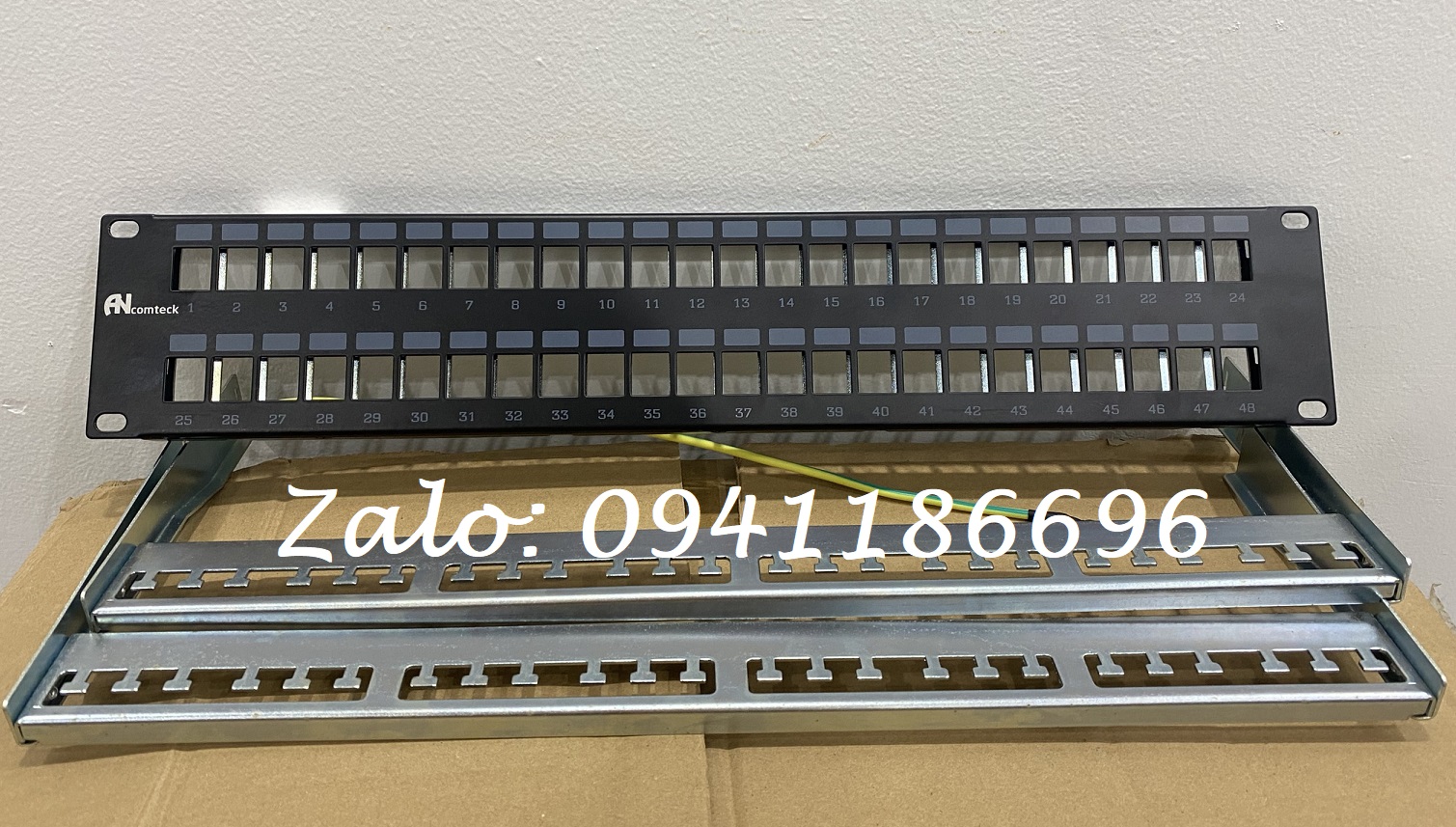 2 Phân phối thanh đấu nối Patch panel Cat5/Cat6/Cat6A loại 12-24-48 cổng chính hãng Ancomteck 2 Phân phối thanh đấu nối Patch panel Cat5/Cat6/Cat6A loại 12-24-48 cổng chính hãng Ancomteck