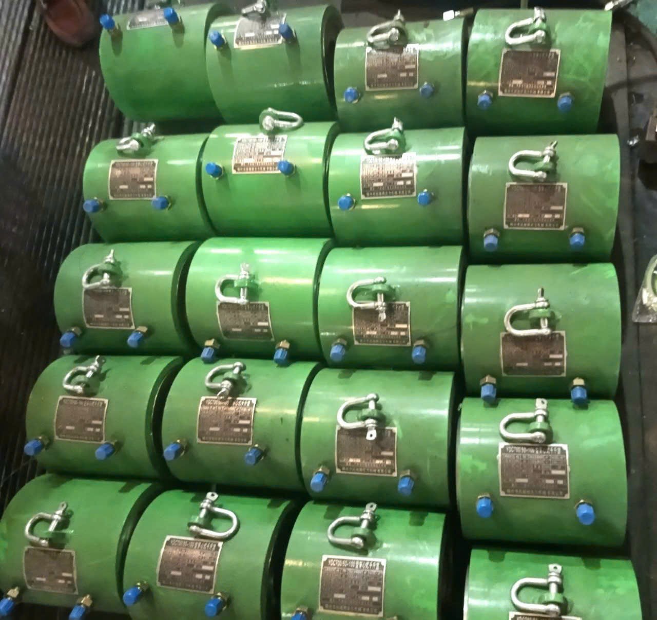 1 Kích căng kéo giá rẻ 1 Kích căng kéo giá rẻ